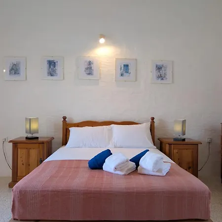 Gozitan Charm In With Pool Xagħra