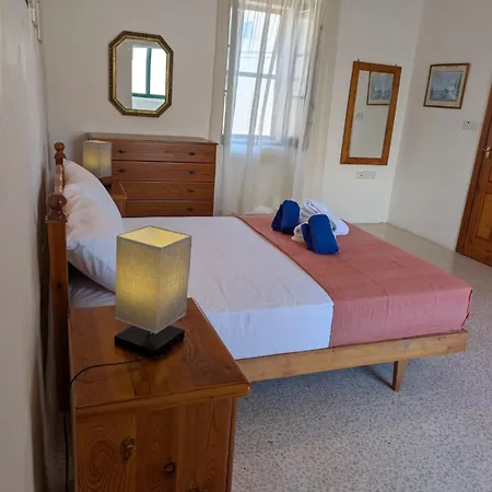 Semesterbostad Gozitan Charm In With Pool Xagħra