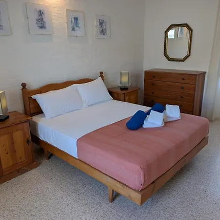 Gozitan Charm In With Pool *