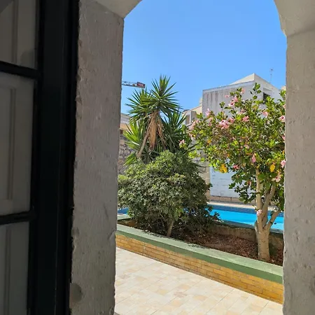 Semesterbostad Gozitan Charm In With Pool Xagħra