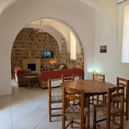 Gozitan Charm In With Pool Xagħra