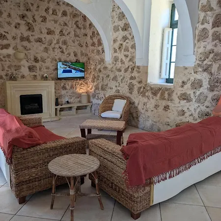 度假居 Gozitan Charm In With Pool